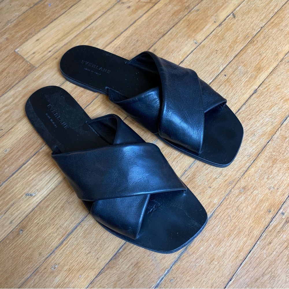 Everlane Italian leather sandals - like new